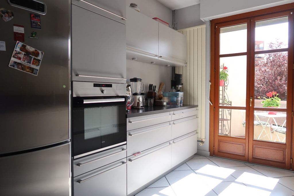 Achat maison à vendre 3 chambres 136 m² - Saint-Étienne