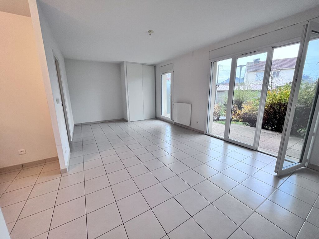 Achat studio à vendre 35 m² - Fleury-les-Aubrais