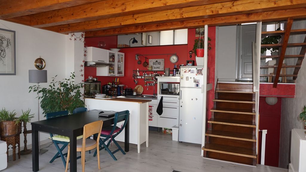 Achat maison à vendre 4 chambres 115 m² - Saint-Étienne