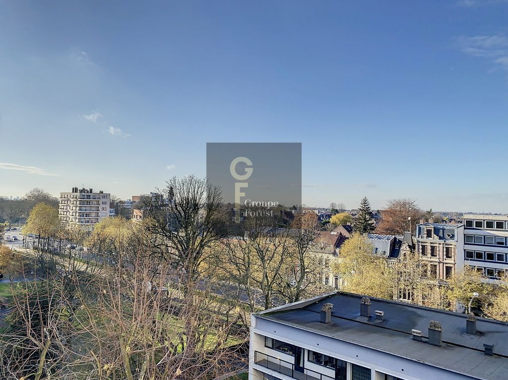 Achat appartement à vendre 6 pièces 128 m² - Roubaix
