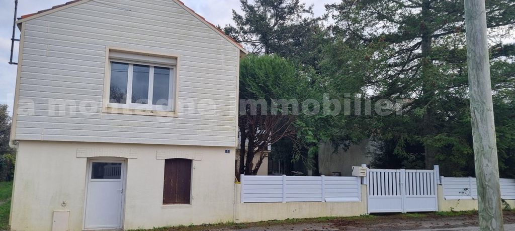 Achat maison à vendre 2 chambres 62 m² - Saint-Jean-de-Boiseau