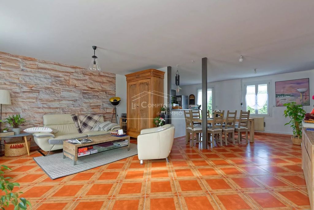 Achat maison à vendre 4 chambres 134 m² - Couëron