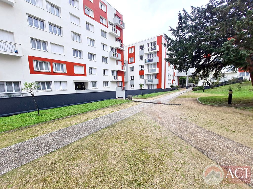 Achat appartement à vendre 4 pièces 83 m² - Montmagny