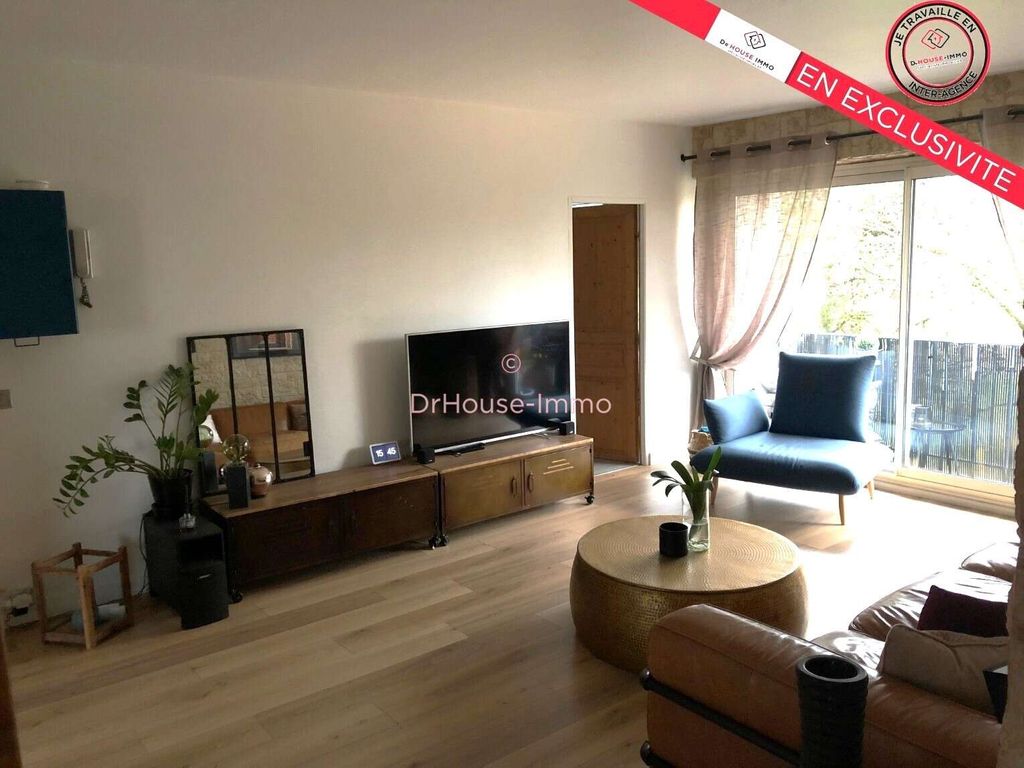 Achat appartement à vendre 4 pièces 75 m² - Aubergenville