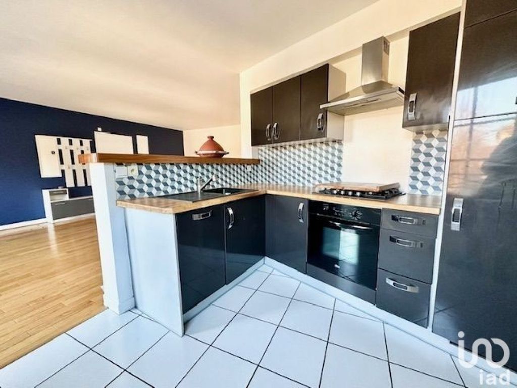 Achat appartement à vendre 2 pièces 54 m² - Senlis