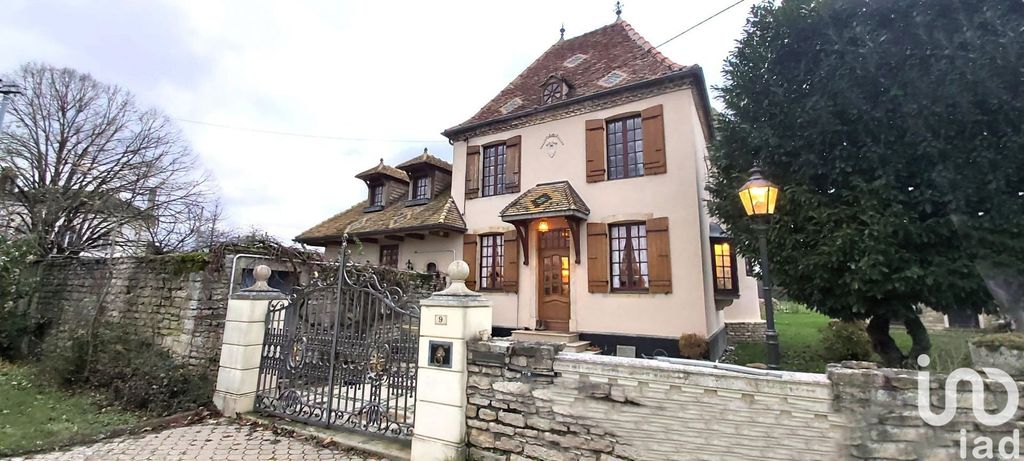 Achat maison à vendre 3 chambres 116 m² - Saint-Gervais-en-Vallière