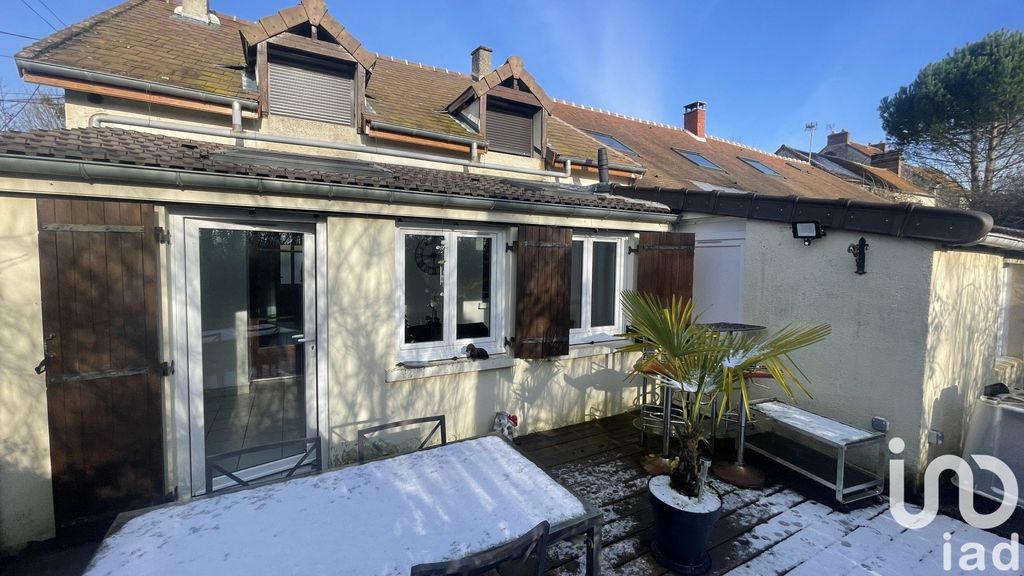 Achat maison à vendre 3 chambres 90 m² - Saint-Martin-des-Champs