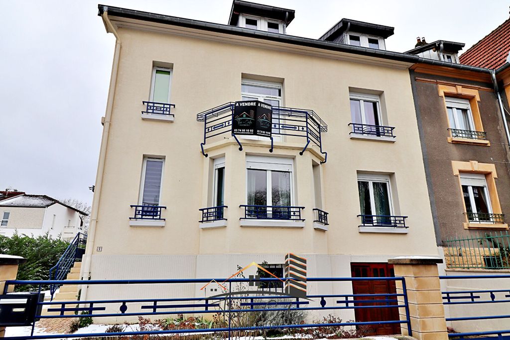 Achat maison à vendre 6 chambres 200 m² - Moulins-lès-Metz