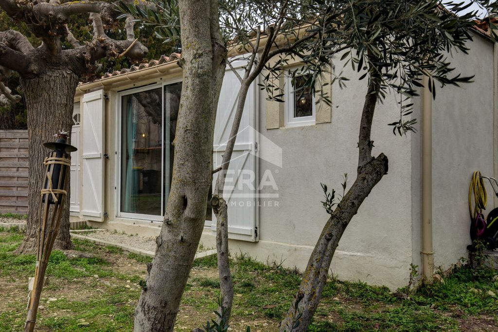Achat maison à vendre 2 chambres 70 m² - Gignac-la-Nerthe