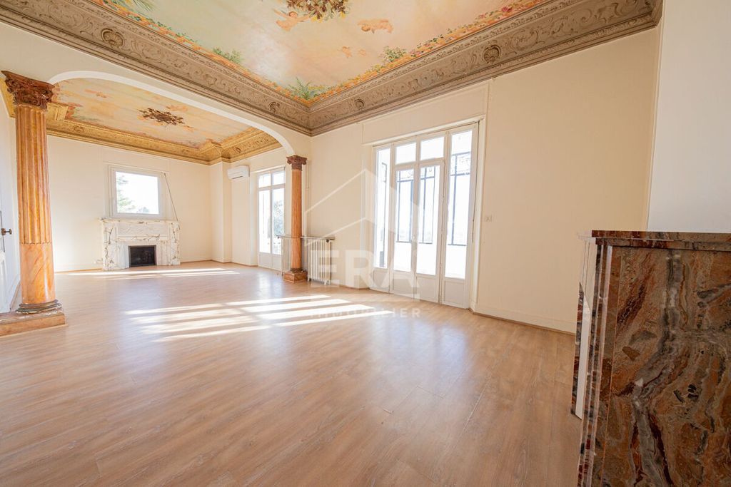 Achat appartement à vendre 3 pièces 112 m² - Mandelieu-la-Napoule