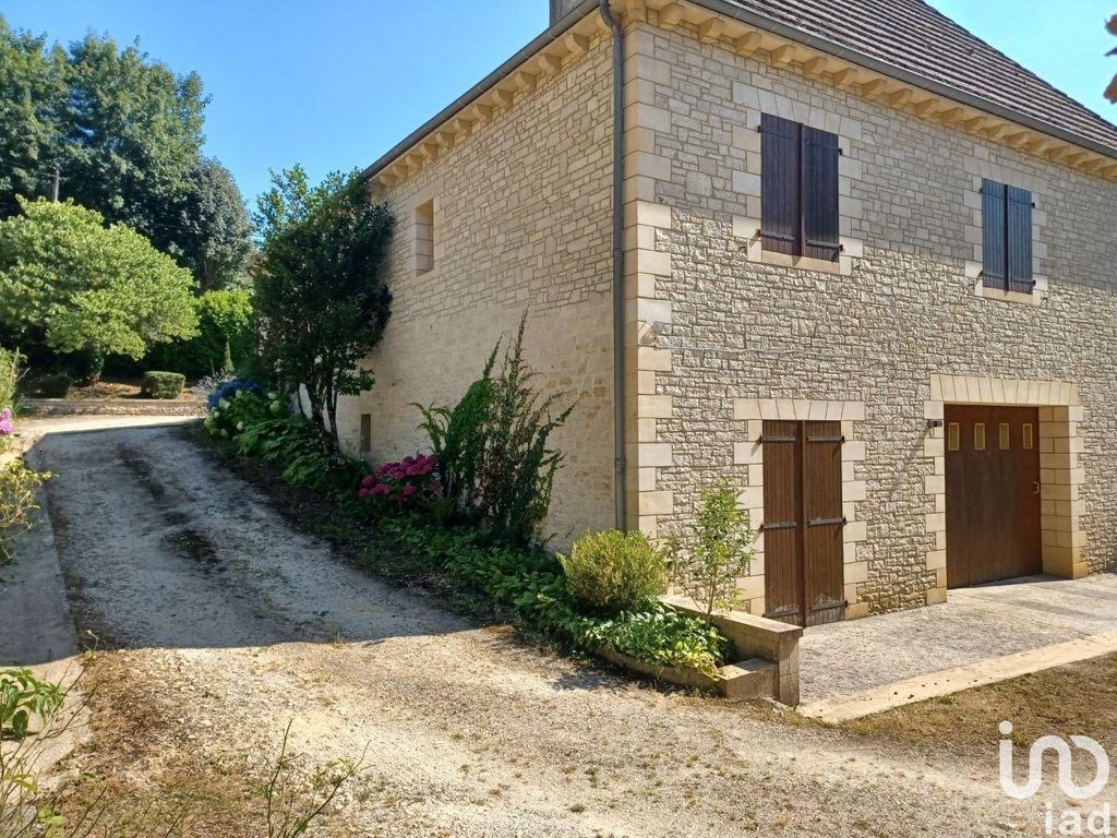 Achat maison à vendre 3 chambres 114 m² - Sarlat-la-Canéda