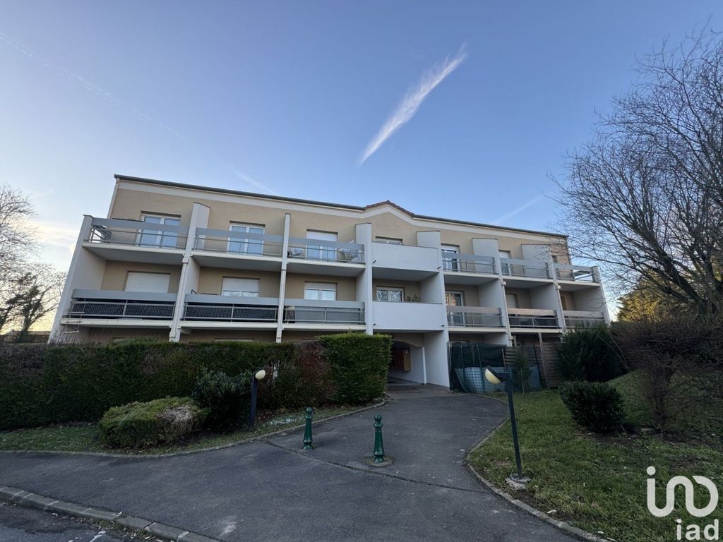 Achat appartement à vendre 2 pièces 37 m² - Saint-Germain-lès-Corbeil