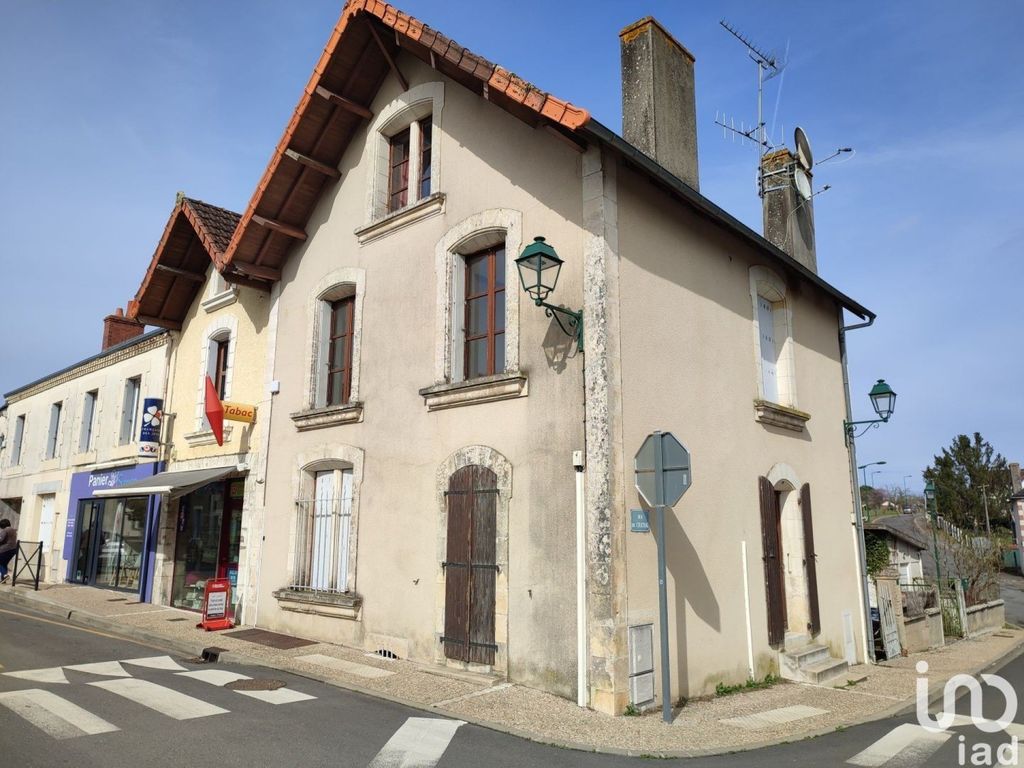 Achat maison à vendre 3 chambres 100 m² - Lathus-Saint-Rémy