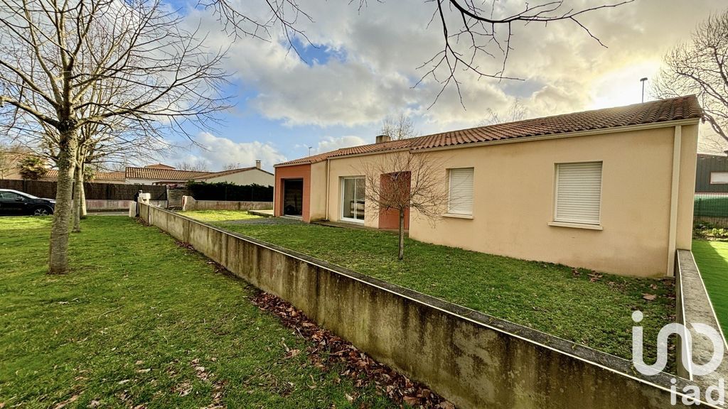 Achat maison à vendre 3 chambres 92 m² - Le Loroux-Bottereau