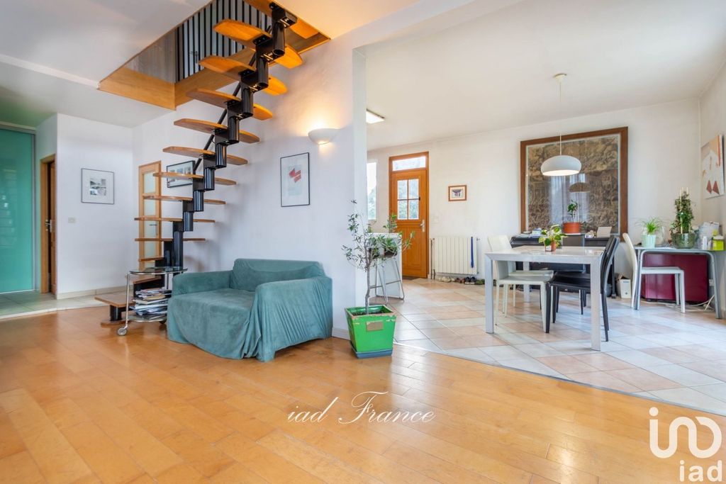 Achat maison à vendre 5 chambres 173 m² - Jouy-en-Josas