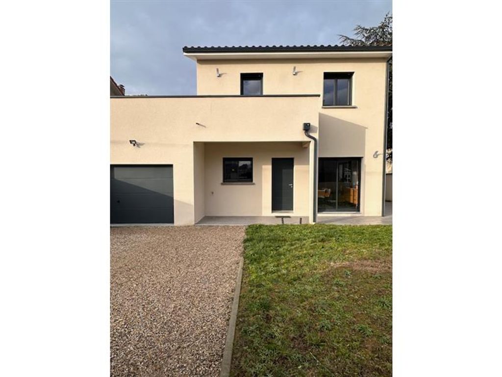 Achat maison à vendre 4 chambres 129 m² - Le Péage-de-Roussillon