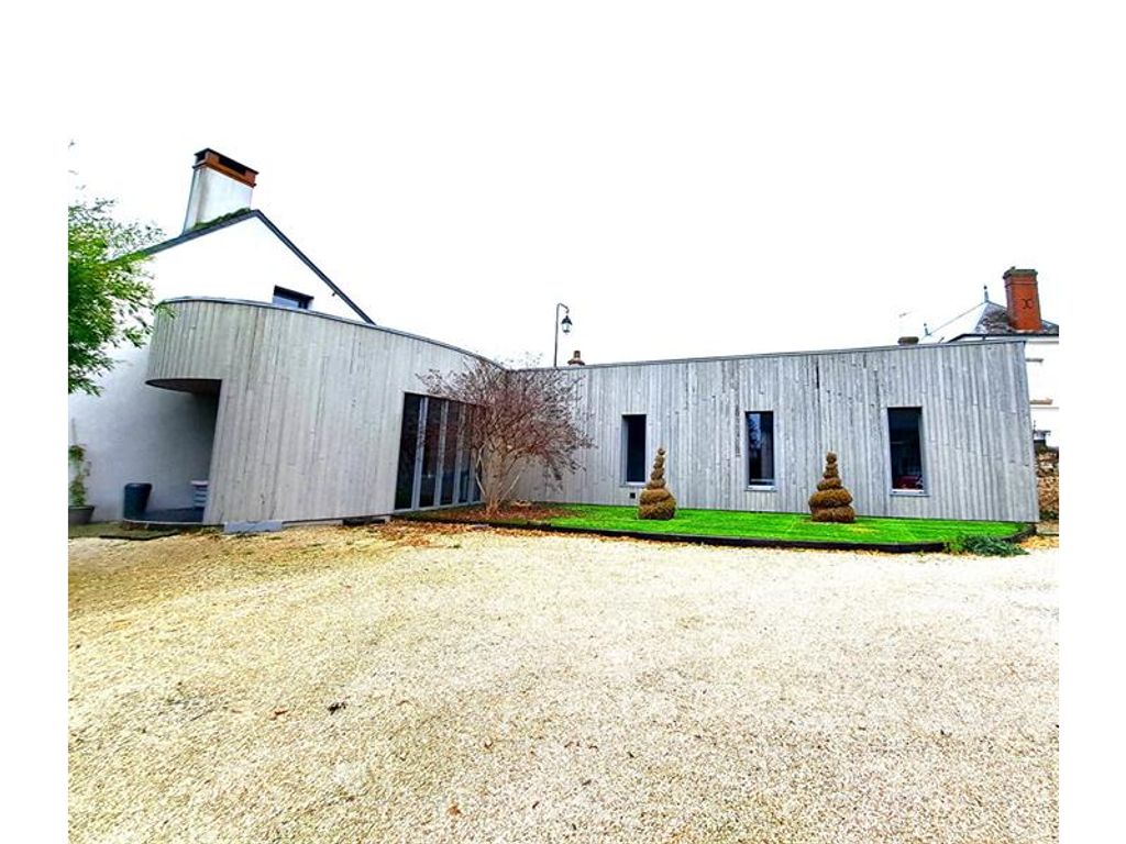 Achat maison à vendre 5 chambres 240 m² - Parçay-Meslay