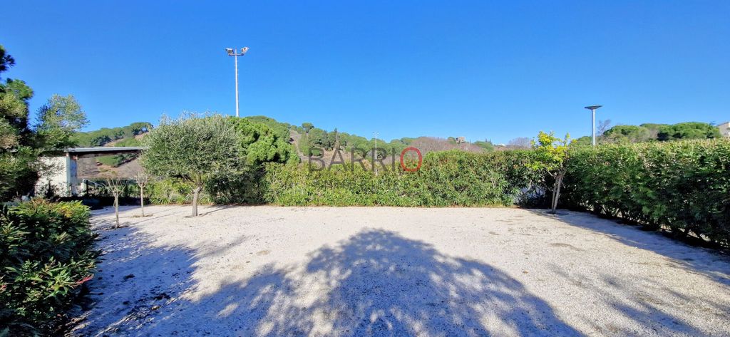 Achat appartement à vendre 4 pièces 90 m² - Banyuls-sur-Mer