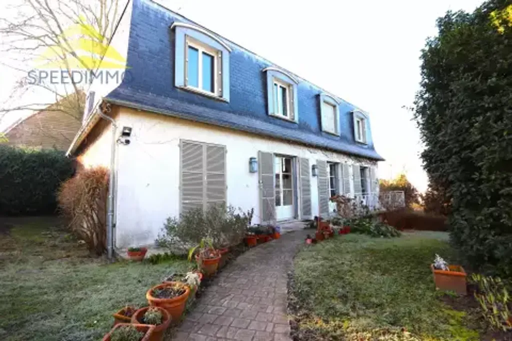 Achat maison à vendre 5 chambres 166 m² - Boussy-Saint-Antoine