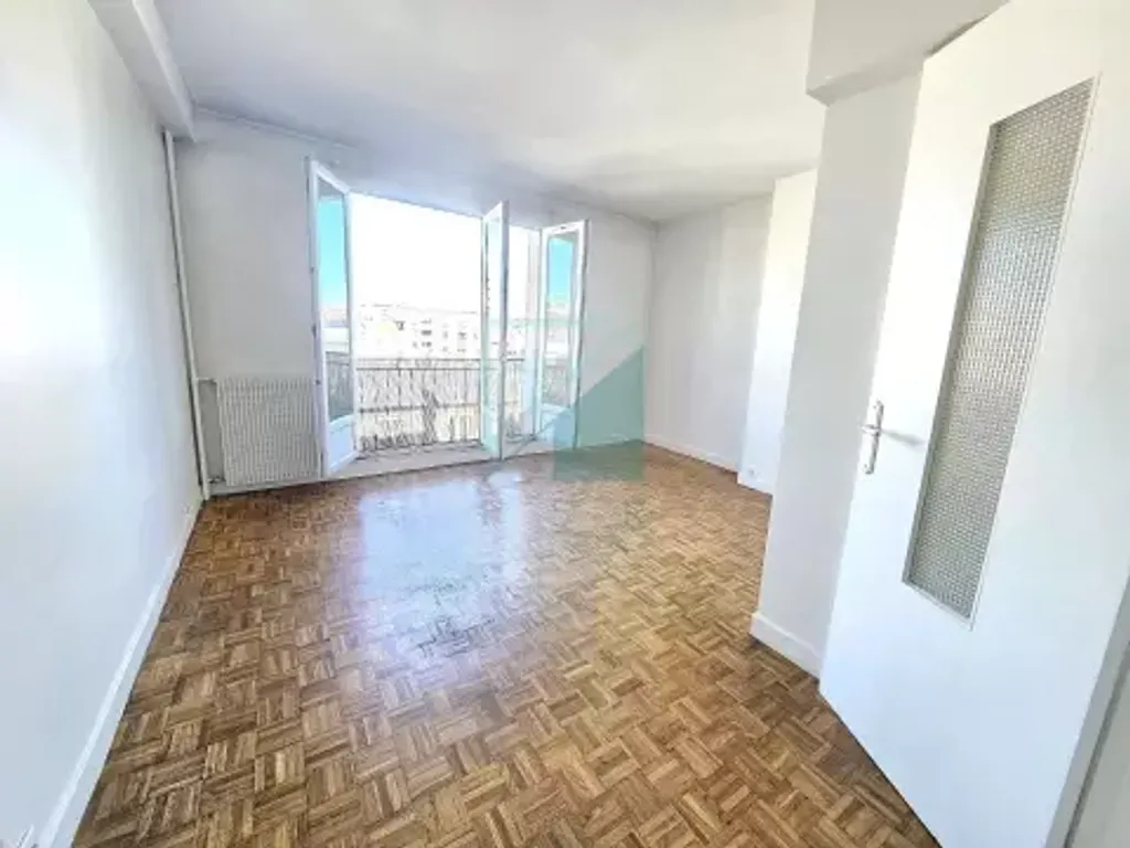 Achat appartement à vendre 2 pièces 48 m² - Paris 20ème arrondissement