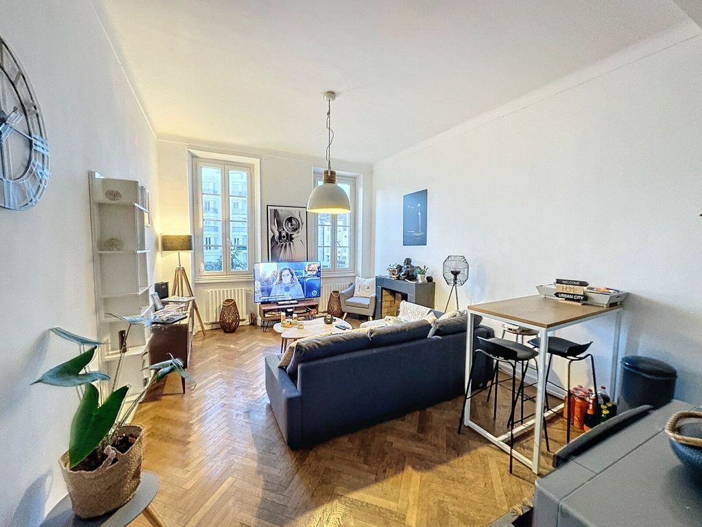 Achat appartement à vendre 3 pièces 62 m² - Cannes