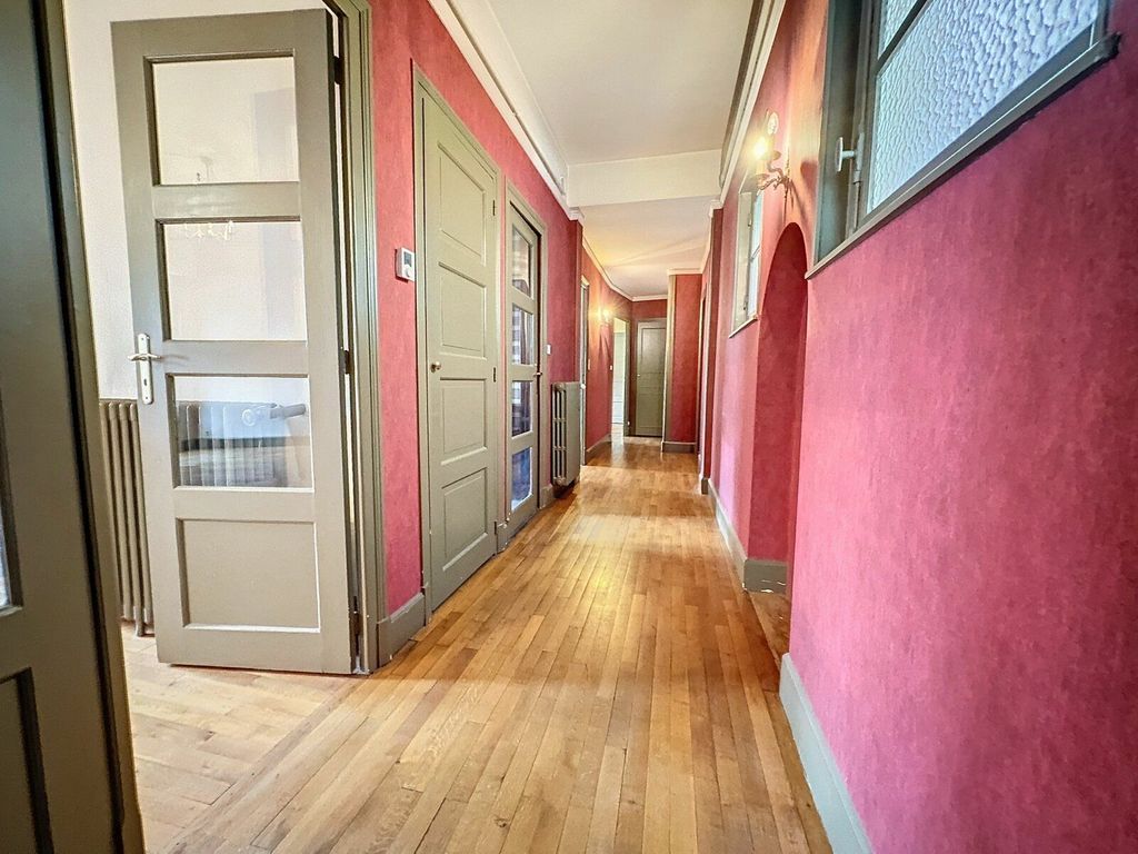 Achat appartement à vendre 3 pièces 99 m² - Vichy