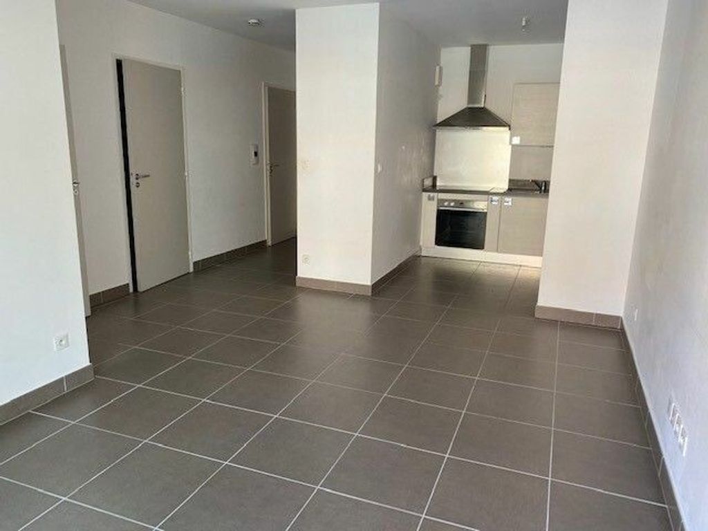 Achat appartement à vendre 3 pièces 56 m² - Villeneuve-lès-Avignon