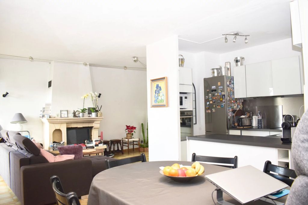 Achat appartement à vendre 4 pièces 108 m² - Cassis