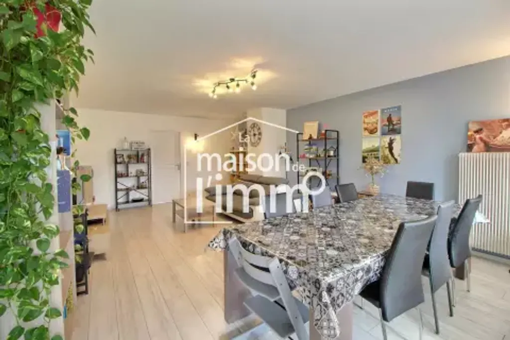 Achat appartement à vendre 4 pièces 103 m² - Thonon-les-Bains