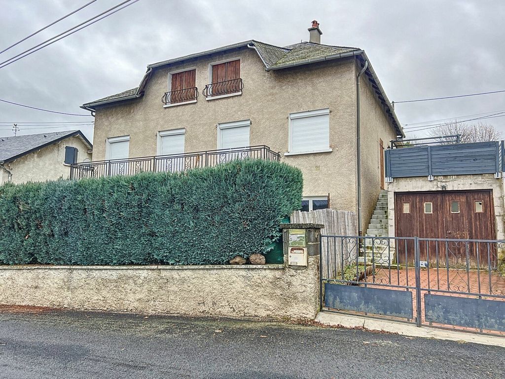 Achat maison à vendre 7 chambres 213 m² - Saint-Flour