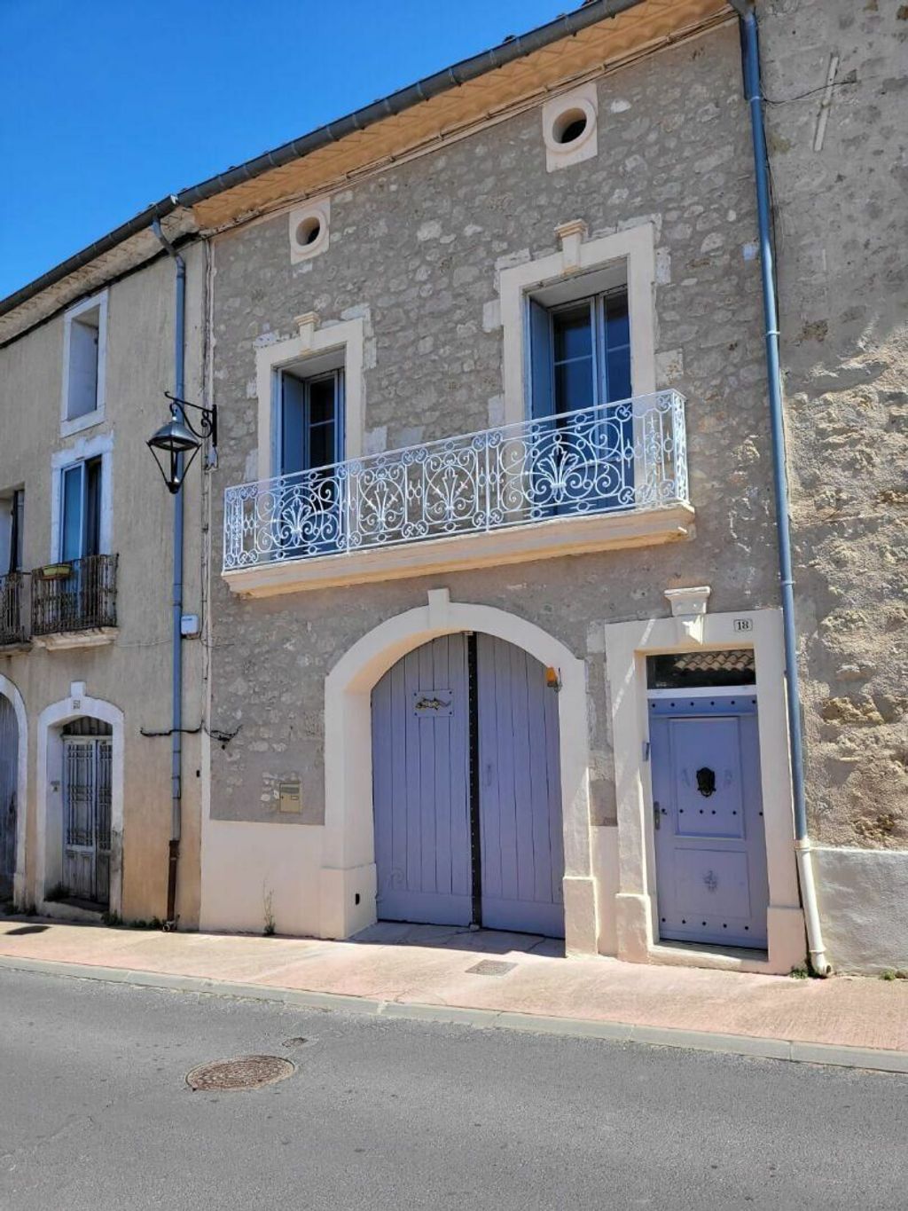 Achat maison à vendre 2 chambres 110 m² - Castelnau-de-Guers