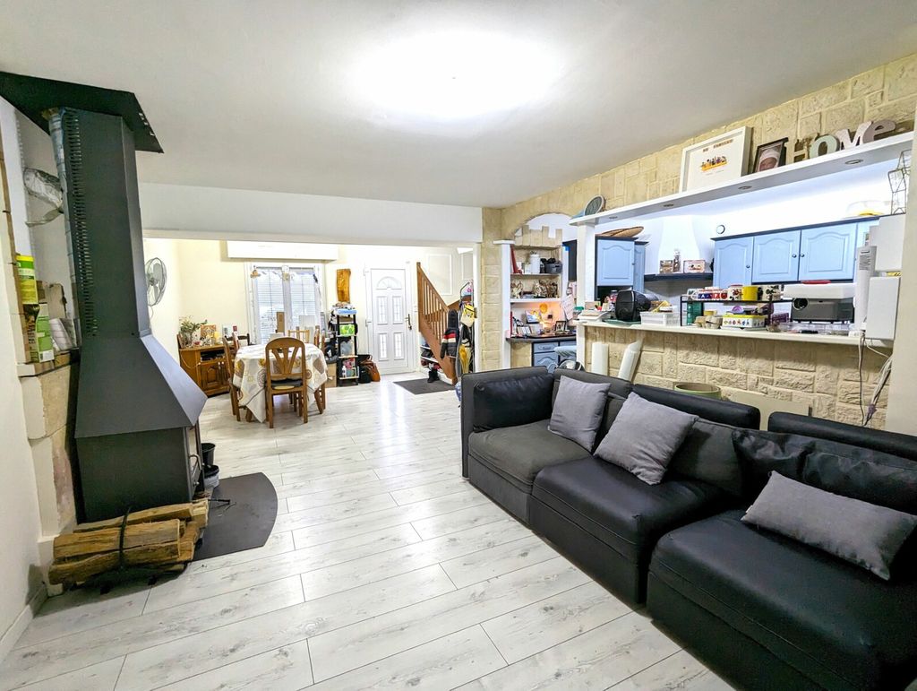 Achat maison à vendre 4 chambres 151 m² - Caen