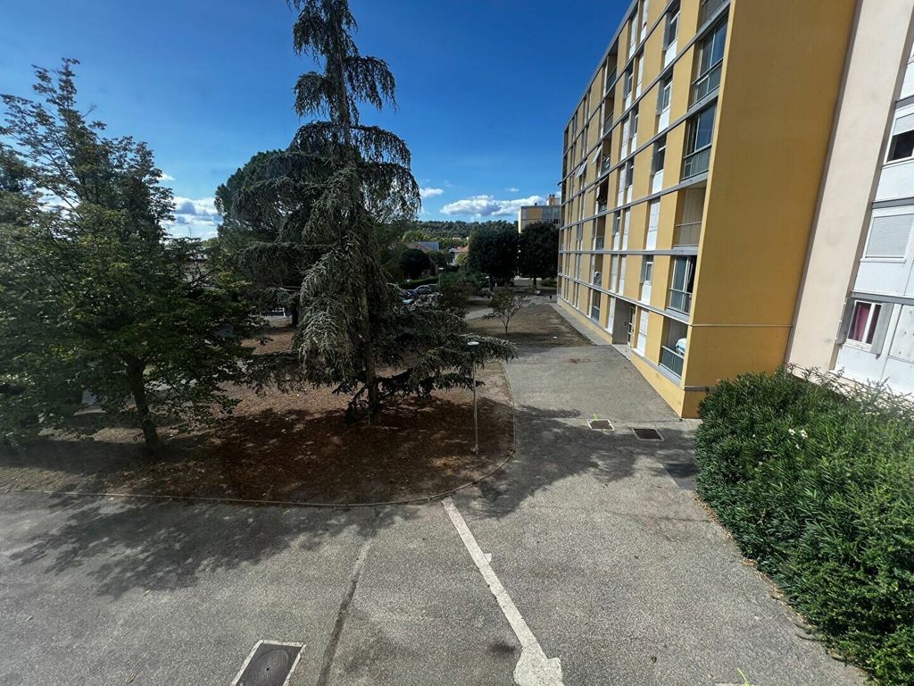 Achat appartement à vendre 3 pièces 69 m² - Orange