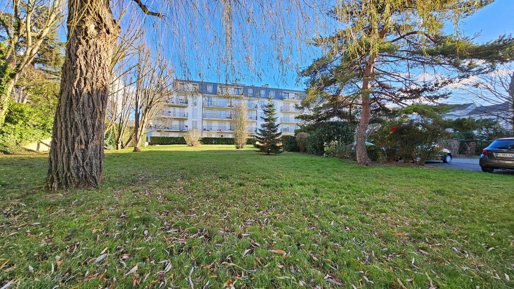 Achat appartement à vendre 4 pièces 91 m² - Le Plessis-Trévise