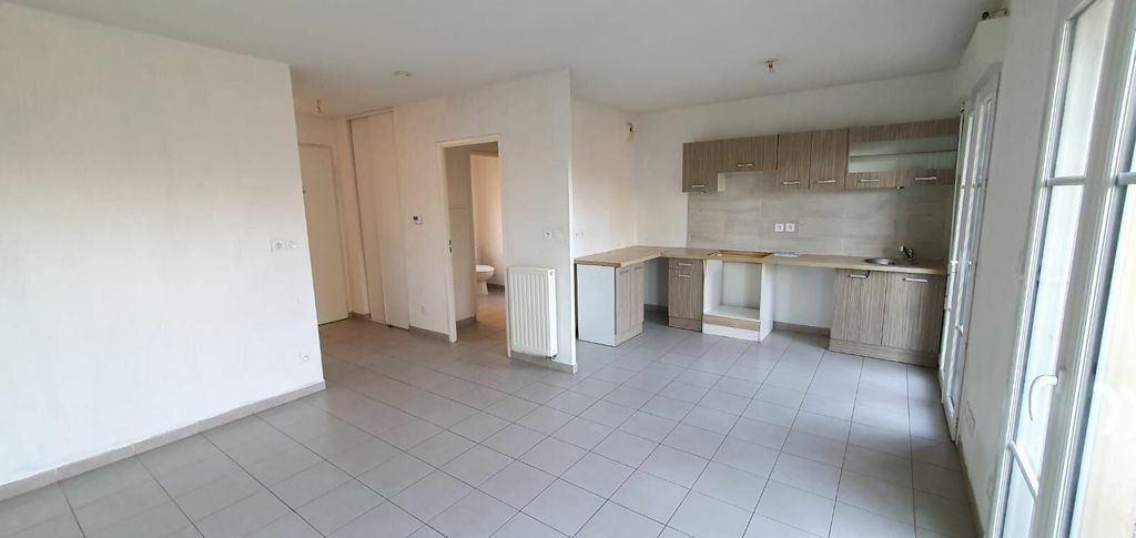 Achat maison à vendre 2 chambres 60 m² - Saint-Martin-de-Crau