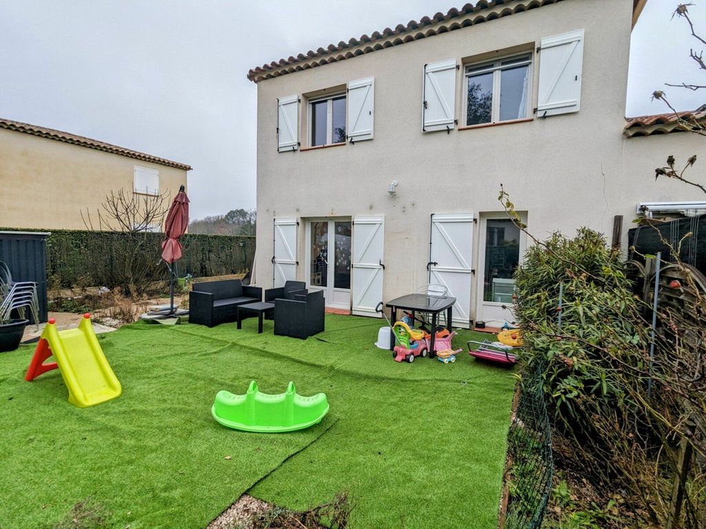 Achat maison à vendre 4 chambres 141 m² - Brignoles