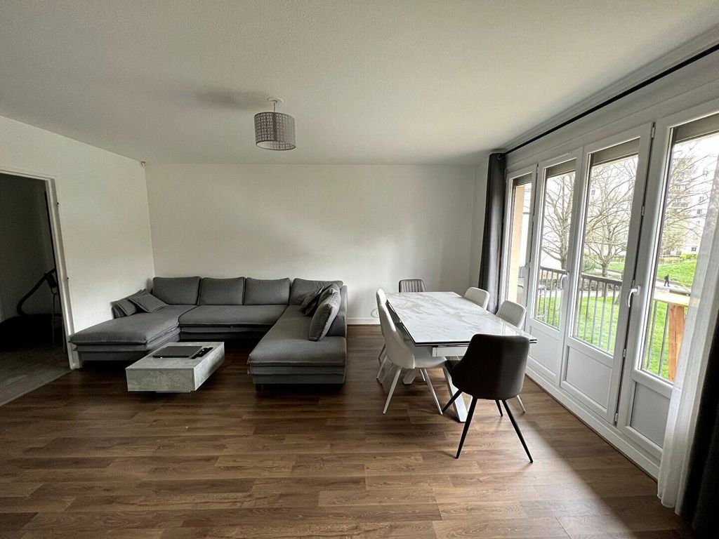 Achat appartement à vendre 3 pièces 84 m² - Neuilly-sur-Marne