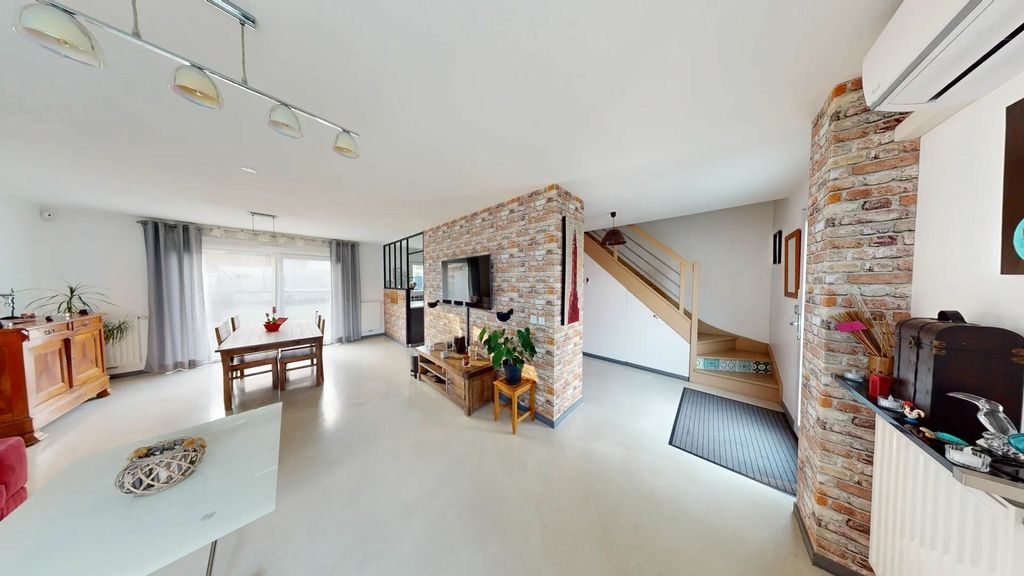 Achat maison à vendre 5 chambres 140 m² - Lagny-sur-Marne