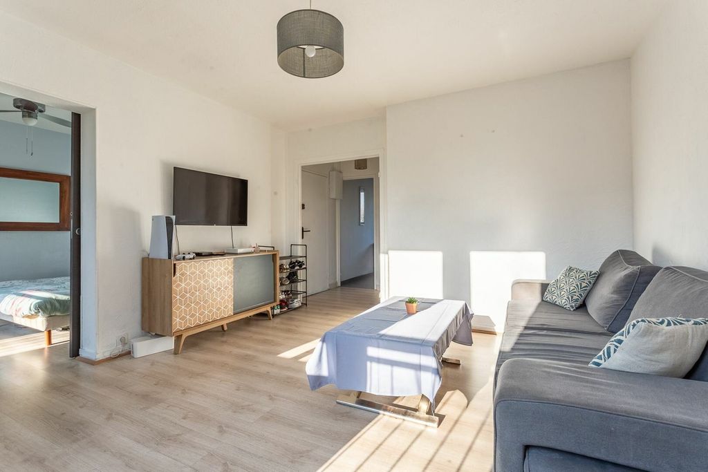 Achat appartement à vendre 4 pièces 70 m² - Crosne