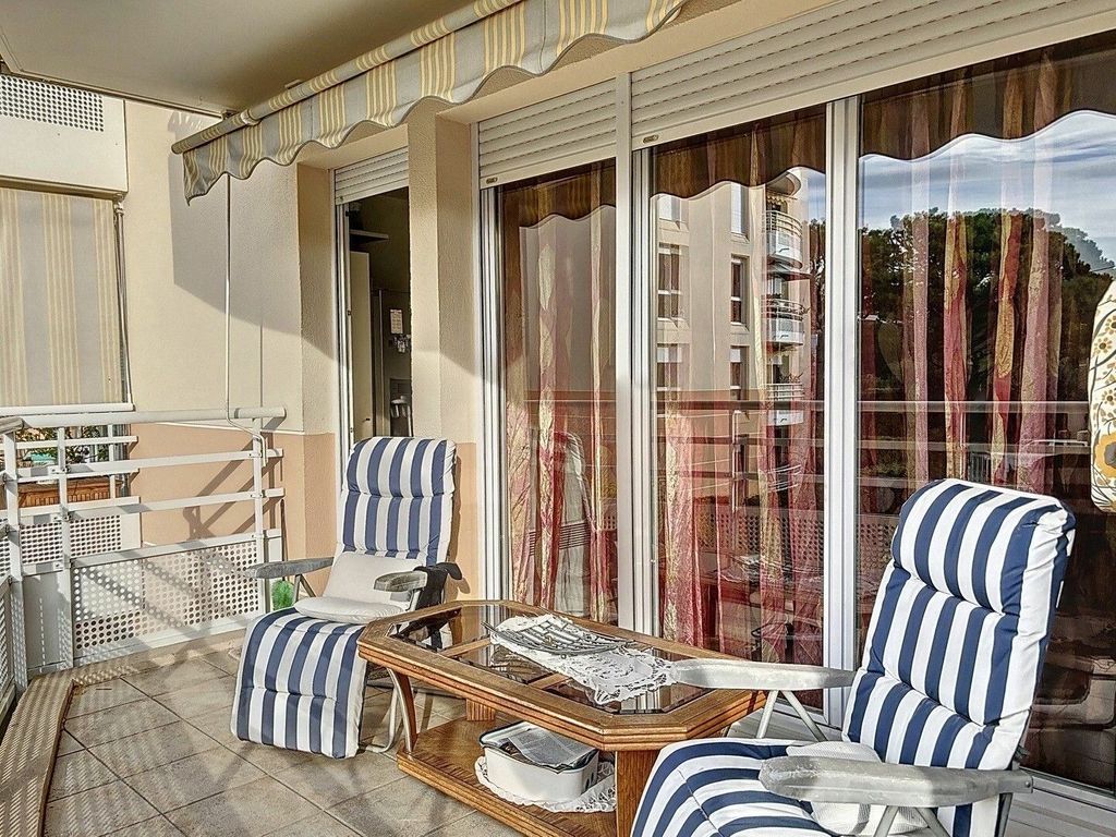 Achat appartement à vendre 3 pièces 69 m² - Cagnes-sur-Mer