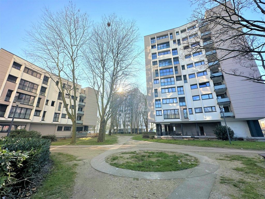 Achat appartement à vendre 3 pièces 70 m² - Sevran