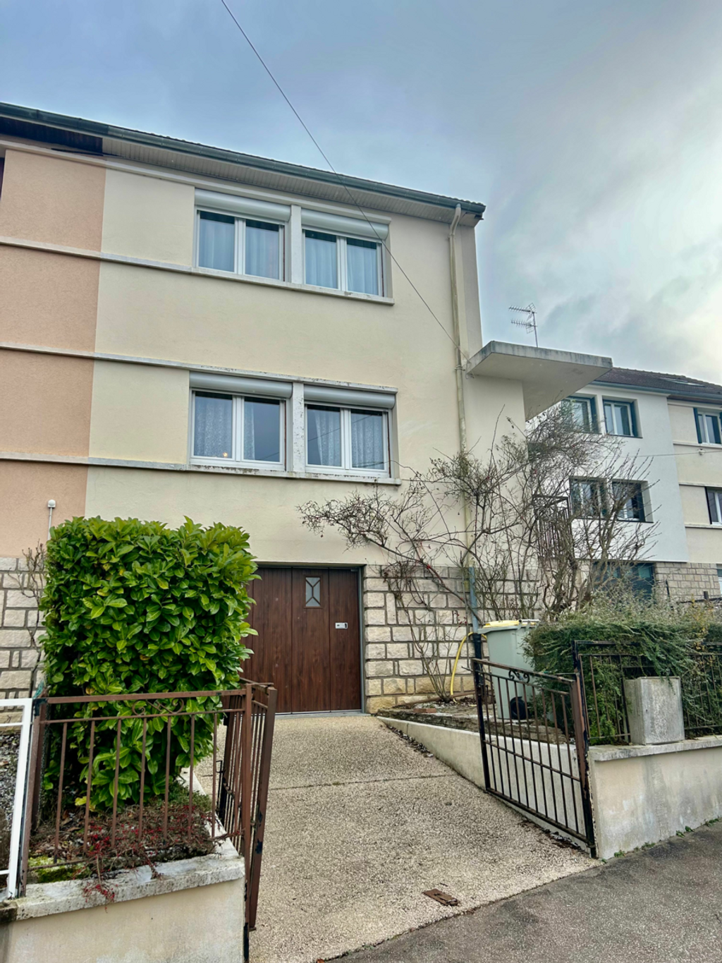 Achat maison à vendre 3 chambres 92 m² - Dijon