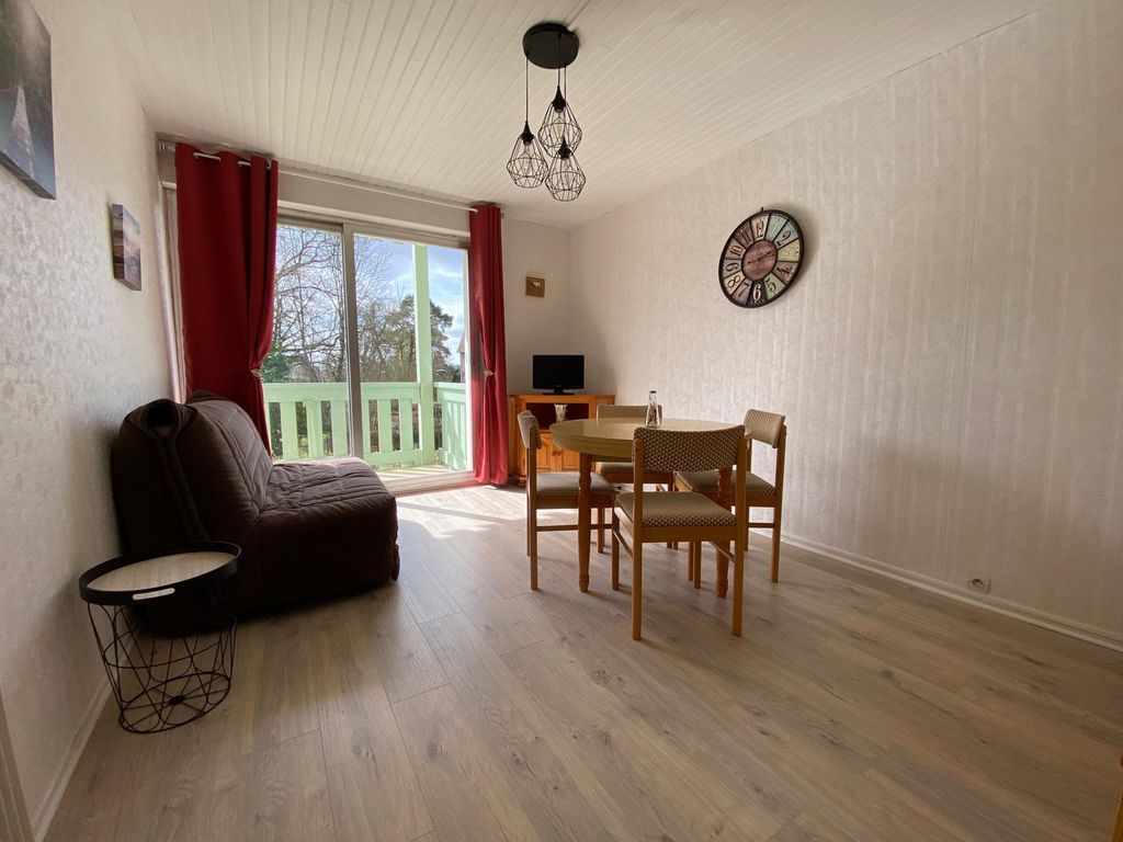Achat appartement à vendre 3 pièces 51 m² - Bagnoles-de-l'Orne-Normandie