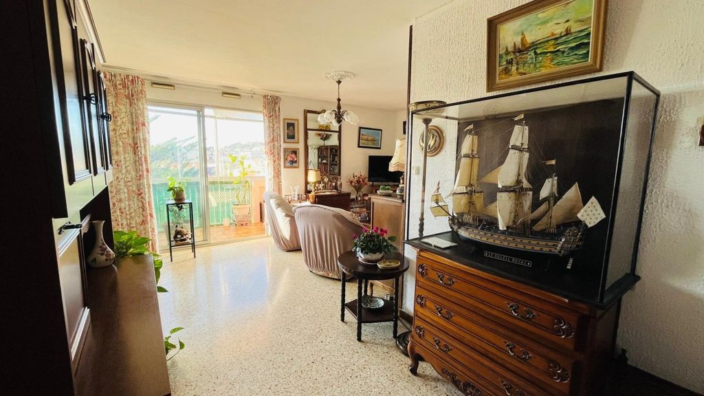 Achat appartement à vendre 5 pièces 86 m² - La Seyne-sur-Mer