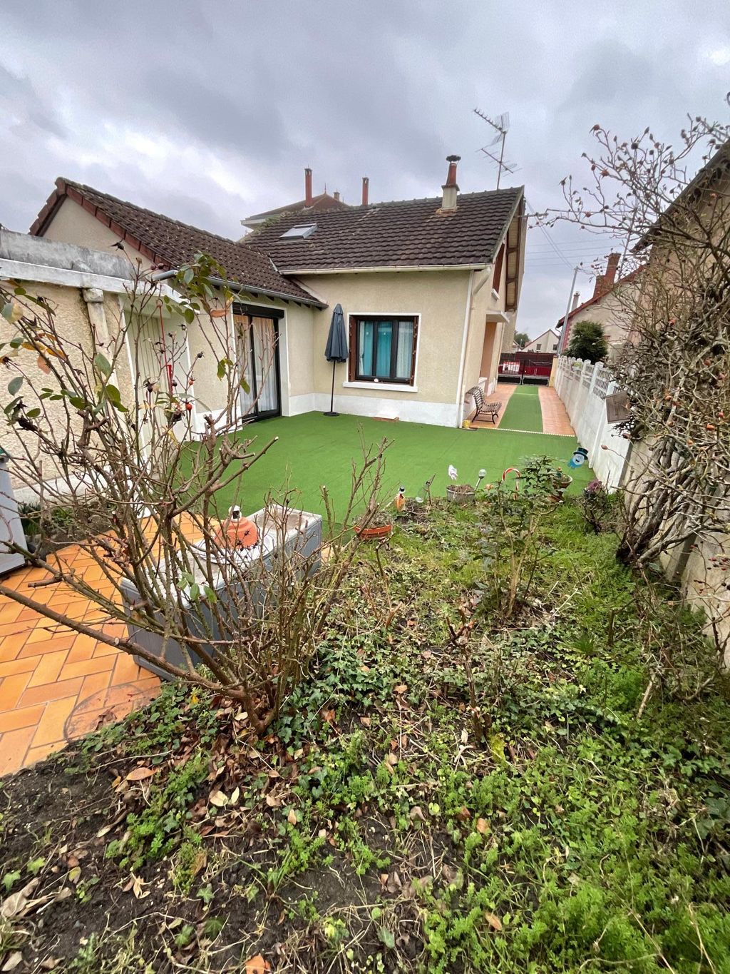 Achat maison à vendre 3 chambres 95 m² - Vierzon