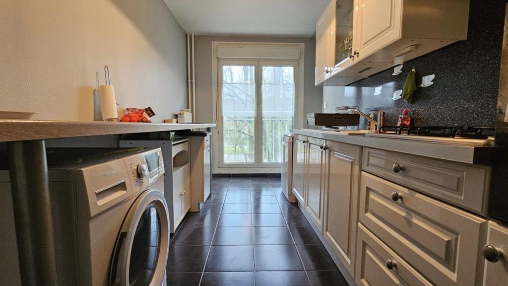Achat appartement à vendre 4 pièces 81 m² - Vandœuvre-lès-Nancy