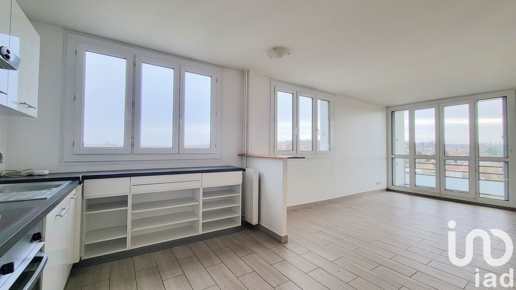 Achat appartement à vendre 4 pièces 84 m² - Chilly-Mazarin