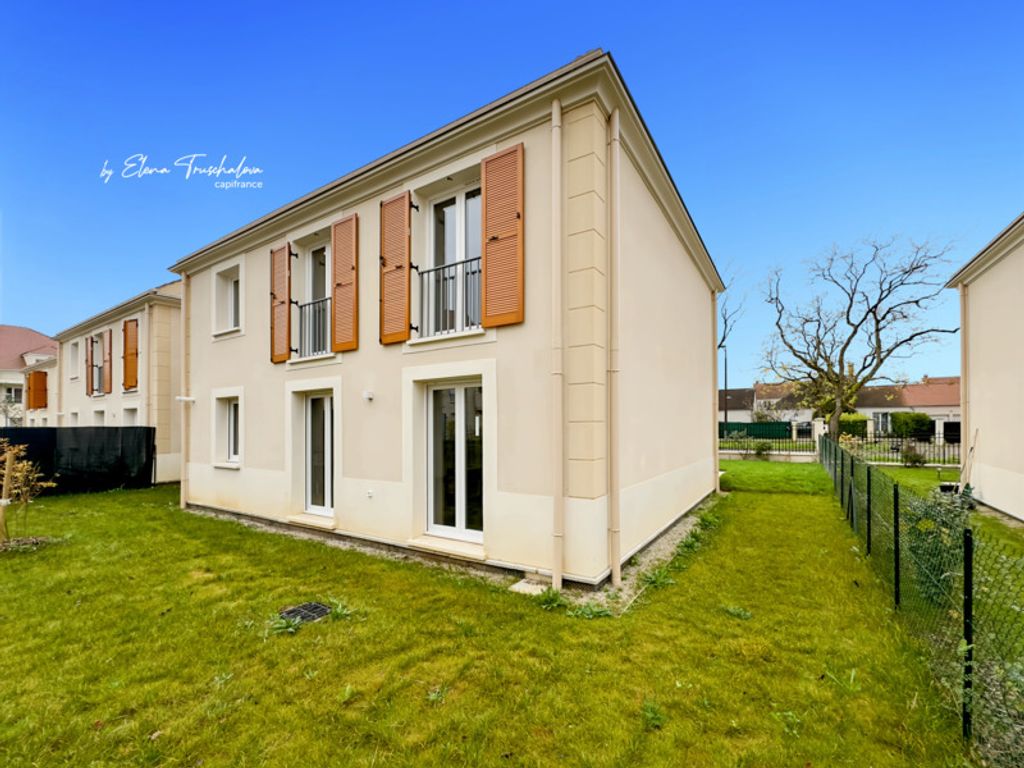 Achat maison à vendre 4 chambres 166 m² - Bussy-Saint-Georges