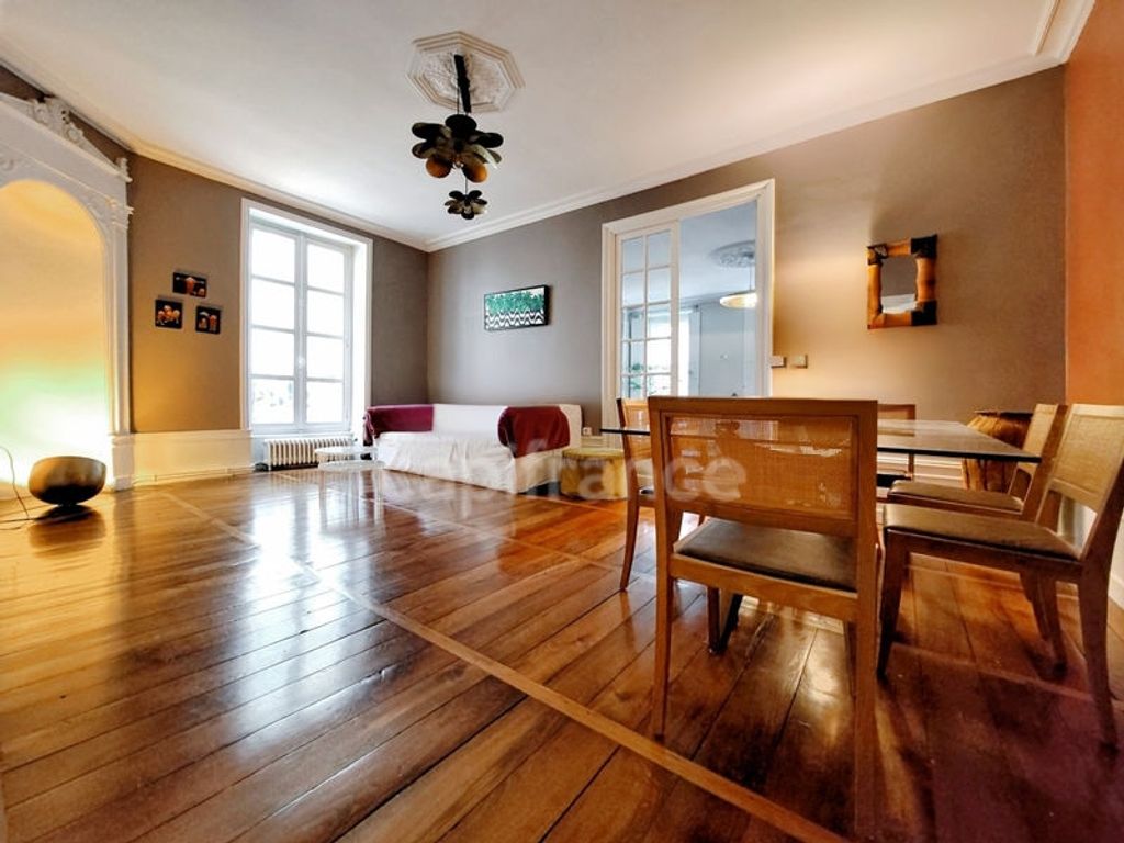 Achat appartement à vendre 6 pièces 183 m² - Chalon-sur-Saône