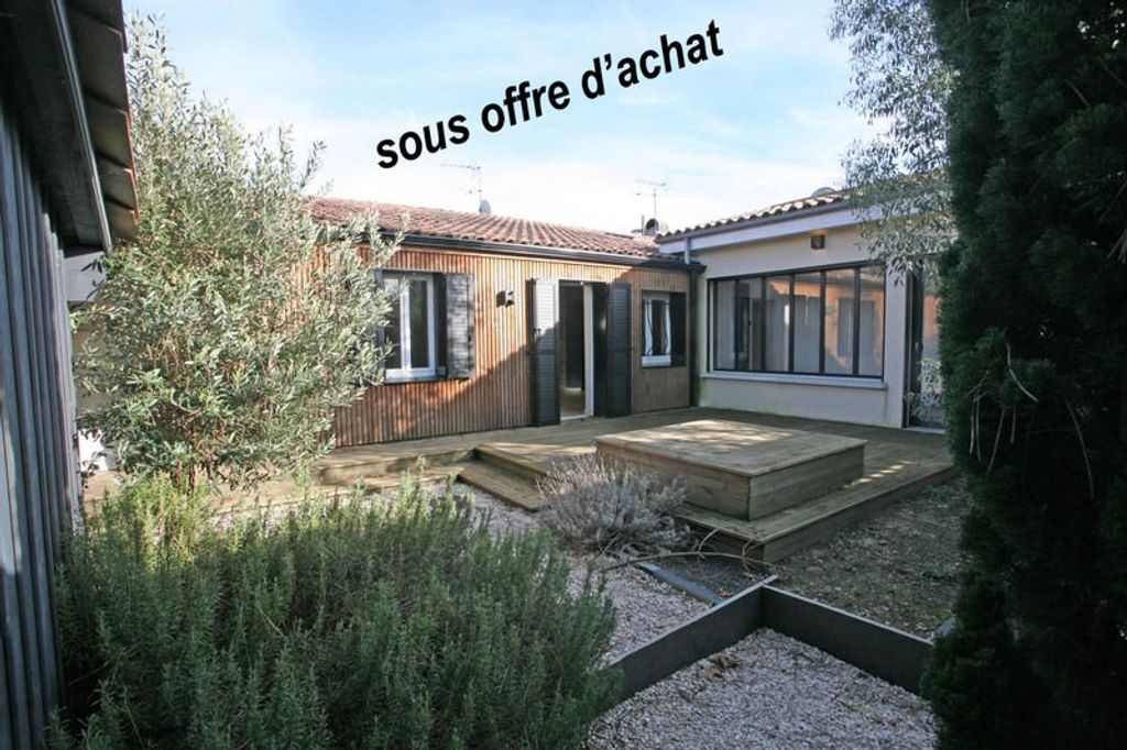 Achat maison à vendre 3 chambres 104 m² - Saint-Selve